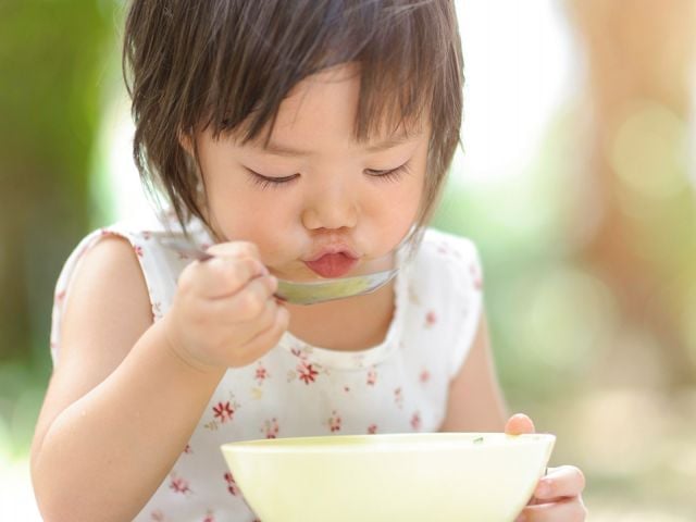 Child eating cereal